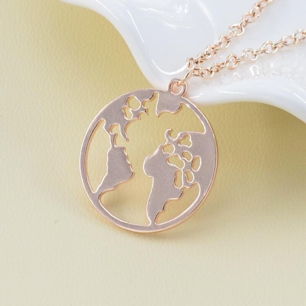 Round Wanderlust World Map Circle Pendant Necklace - Picture 4 of 4